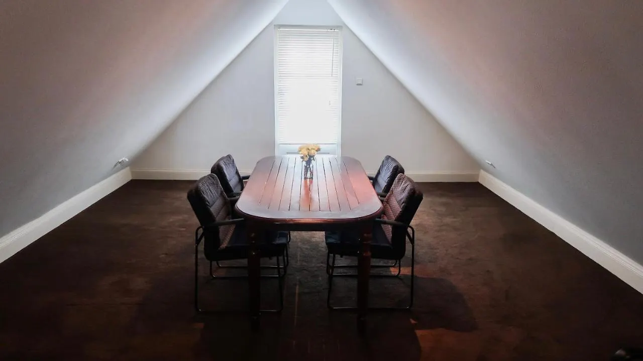 B&B Schiphol Airport Rijsenhout Bed & Breakfast